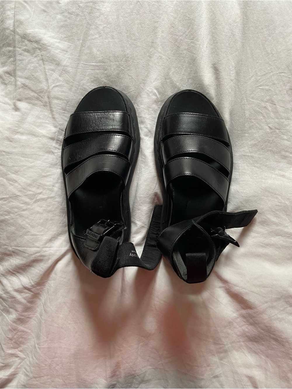 Women’s Black Strappy Sandal - Dr Martens